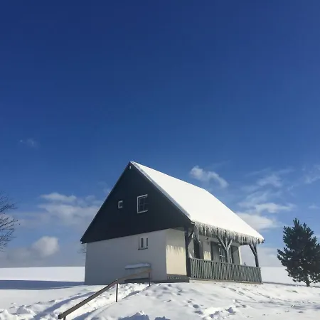 Chalet Aista¡ * Cista (Hradec Kralove)