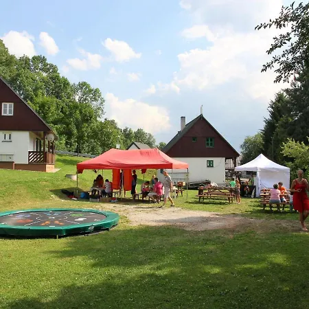 Chalet Aista¡ Σαλέ *