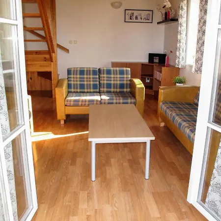 Σαλέ Chalet Aista¡ *